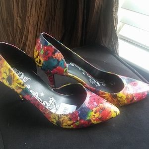 Floral pumps